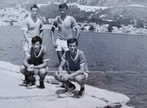 1967. Četverac bez kormilara Jadrana (čuče R.Hinić i A.Simonić, stoje M.Stamatović i I.Roško i). Juniorski prvaci SFRJ